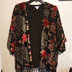 Velvet kimono with fringe